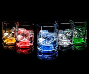"GlasShine" — это запатентованная технология, аналогов которой нет в мире. Ее уникальность заключается в методе «включения» подсветки — от прикосновения руки. Интерактивный свет возникает, словно по волшебству, и на первый взгляд кажется необъяснимым — вызывает радостное удивление. "GlasShine" — это запатентованная технология, аналогов которой нет в мире. Ее уникальность заключается в методе «включения» подсветки — от прикосновения руки. Интерактивный свет возникает, словно по волшебству, и на первый взгляд кажется необъяснимым — вызывает радостное удивление.