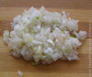 салат со шпротами, лук салат со шпротами, лук