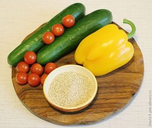 Салат курицей и киноа Салат курицей и киноа