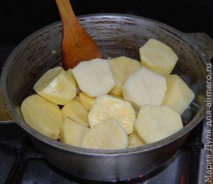 Тушёный картофель Каламбур с фаршем