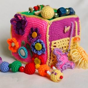 Вязаные развивающие кубики, идеи.