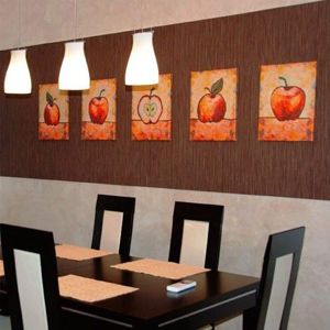 Картины в интерьере кухни