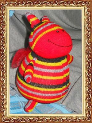 Игрушки из носочков