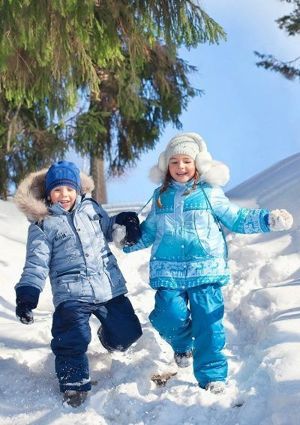 Яркий солнечный денек - самое время для создания динамичных фото. Снимайте детей, сбегающих или съезжающих с горки почти в самом низу. Так вам удастся передать движение и накал эмоций. Яркий солнечный денек - самое время для создания динамичных фото. Снимайте детей, сбегающих или съезжающих с горки почти в самом низу. Так вам удастся передать движение и накал эмоций.