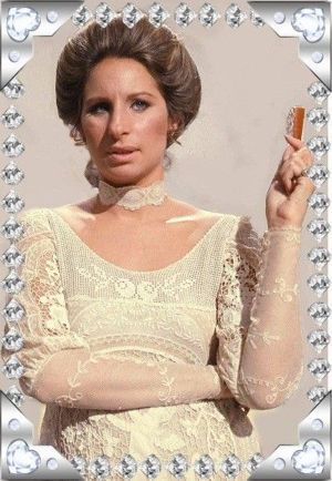 Барбара Стрейзанд. Американская певица и актриса, композитор, режиссёр, продюсер и политический активист. Обладательница двух премий “Оскар”. Барбара считается одной из самых успешных женщин современного шоу-бизнеса, и ни крупный нос, ни маленькие глаза не стали помехой на пути к успеху. Барбара Стрейзанд. Американская певица и актриса, композитор, режиссёр, продюсер и политический активист. Обладательница двух премий “Оскар”. Барбара считается одной из самых успешных женщин современного шоу-бизнеса, и ни крупный нос, ни маленькие глаза не стали помехой на пути к успеху.