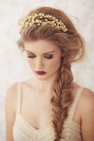 Модные прически с ободком