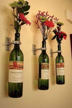 Стеклянные бутылки в интерьере