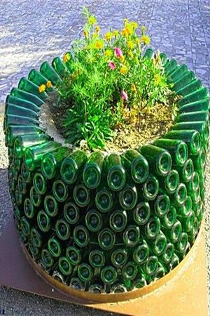 Стеклянные бутылки в интерьере