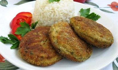 10. Рыбные котлеты. Это сытное и чрезвычайно вкусное, к тому же, необременительное для бюджета блюдо. Польза рыбных котлет, обусловлена их составом. 10. Рыбные котлеты. Это сытное и чрезвычайно вкусное, к тому же, необременительное для бюджета блюдо. Польза рыбных котлет, обусловлена их составом.