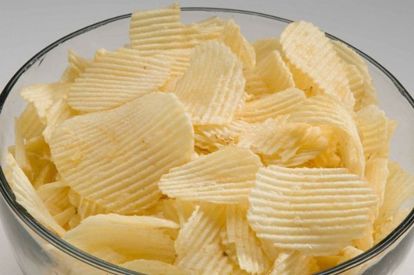 Чипсы оставят у вас горькое послевкусие и поспособствуют гастриту желудка. Они вредны всем, а особенно детям! Чипсы оставят у вас горькое послевкусие и поспособствуют гастриту желудка. Они вредны всем, а особенно детям!