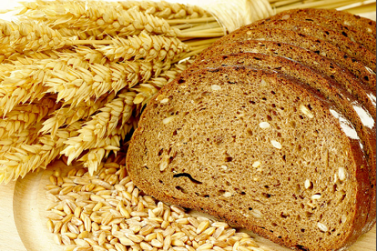 Цельнозерновые продукты отличаются большим содержанием клетчатки. Для того чтобы переварить клетчатку, организму нужно прикладывать очень много усилий. Соответственно организм тратит на переработку больше калорий и происходит ускорение обменных процессов. Цельнозерновые продукты сохраняют все природные микроэлементы и витамины. Цельнозерновые продукты отличаются большим содержанием клетчатки. Для того чтобы переварить клетчатку, организму нужно прикладывать очень много усилий. Соответственно организм тратит на переработку больше калорий и происходит ускорение обменных процессов. Цельнозерновые продукты сохраняют все природные микроэлементы и витамины.