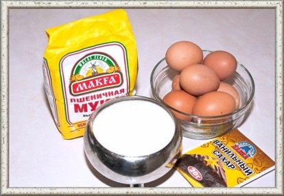 2. Абсолютно все продукты должны быть одинаковой температуры, и чем ниже она будет, тем лучше. То же самое касается и формы, в которую выкладывается бисквитное тесто — она должна быть холодной. 2. Абсолютно все продукты должны быть одинаковой температуры, и чем ниже она будет, тем лучше. То же самое касается и формы, в которую выкладывается бисквитное тесто — она должна быть холодной.