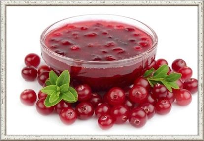 7. Соус брусничный с сыром. 100 грамм плавленого сыра поставить в тёплое место, где он сможет размягчиться, добавить к нему 50 грамм кислой сметаны, сахар и соль по вкусу. Добавить 100 грамм брусники. 7. Соус брусничный с сыром. 100 грамм плавленого сыра поставить в тёплое место, где он сможет размягчиться, добавить к нему 50 грамм кислой сметаны, сахар и соль по вкусу. Добавить 100 грамм брусники.