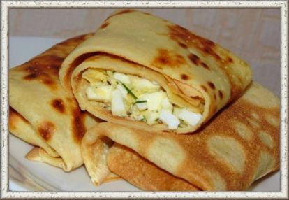 8. Яичная. Ингредиенты: 6 куриных яиц, 1 пучок зелёного лука, соль и майонез по вкусу. Приготовление: яйца сварить вкрутую, почистить и мелко порубить. Также мелко нарезать зелёный лук. Смешать ингредиенты, добавить немного майонеза (лучше домашнего) и посолить. Начинкой фаршировать блины. 8. Яичная. Ингредиенты: 6 куриных яиц, 1 пучок зелёного лука, соль и майонез по вкусу. Приготовление: яйца сварить вкрутую, почистить и мелко порубить. Также мелко нарезать зелёный лук. Смешать ингредиенты, добавить немного майонеза (лучше домашнего) и посолить. Начинкой фаршировать блины.