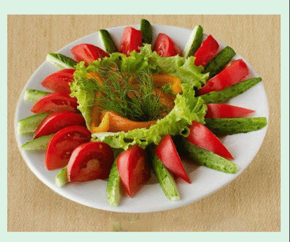 Делая нарезку, не забывайте о листьях салата. Они не только вкусны и полезны, но и очень красивы. Главное - купить свежий, упругий салат. Делая нарезку, не забывайте о листьях салата. Они не только вкусны и полезны, но и очень красивы. Главное - купить свежий, упругий салат.