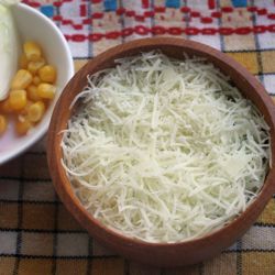 Салат «Нежный»:  рецепт с курицей и консервированной кукурузой - вкусно, просто и сытно