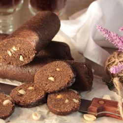 Шоколадная колбаска из домашних кофейных сухариков