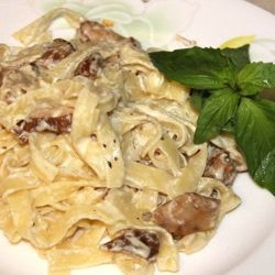 Домашние тальятелле с грибами и сливками - кулинарный пошаговый рецепт с фото на KitchenMag.ru новые фото Домашние тальятелле с грибами и сливками - кулинарный пошаговый рецепт с фото на KitchenMag.ru новые фото