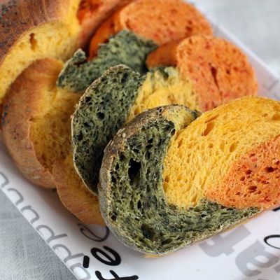 Разноцветный хлеб
