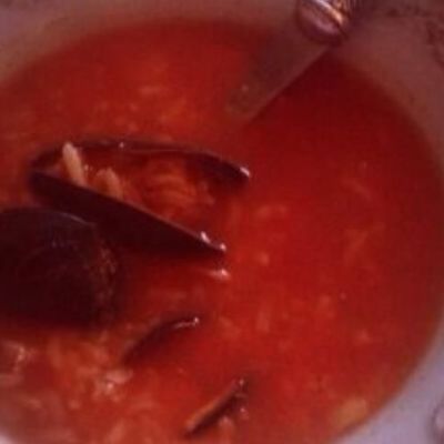 Томатный суп с мидиями и треской