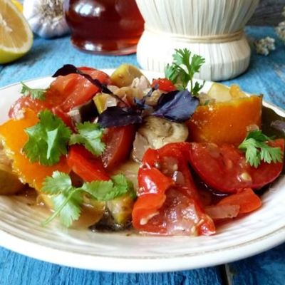 Маринованные овощи по-гречески