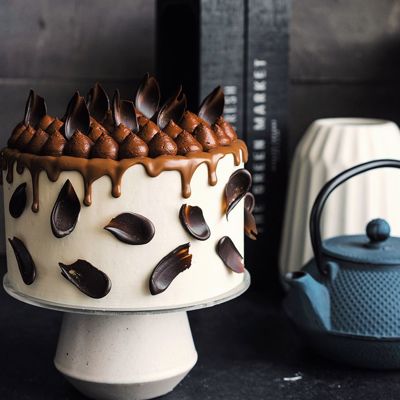 Необычный двухцветный торт Партия : ваниль, шоколад и кофе