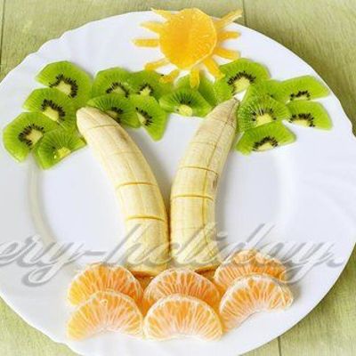 Десерт Пальма из фруктов