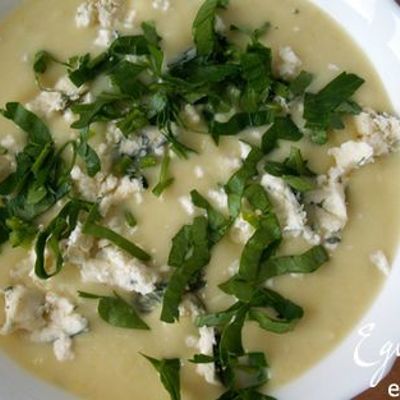 Суп-пюре из сельдерея с сыром