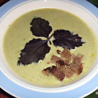 Крем-суп из брокколи в мультиварке