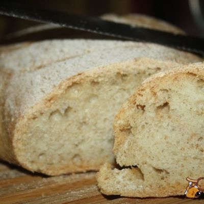 Ароматный хлеб с добавлением цельнозерновой муки и сухой кавказской аджики