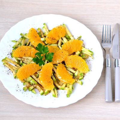 Салат из апельсина и цукини