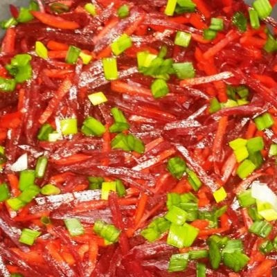 Постный салат из свеклы и моркови По-корейски