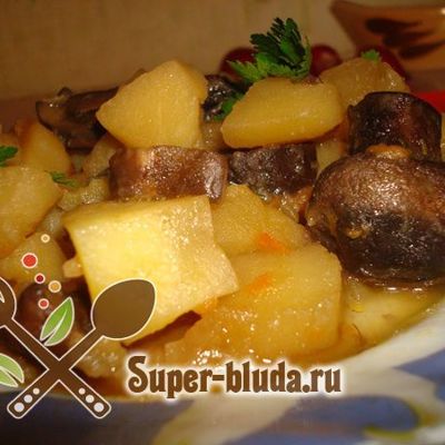 Тушеная картошка с грибами, рецепт приготовления с фото