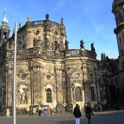 Дрезден настоящий европейский город
