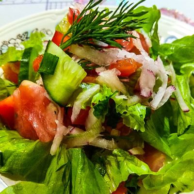 Вкусный витаминный салат из Айсберга с овощами