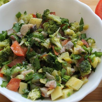 Легкий салат с брокколи: это вкусно и очень просто