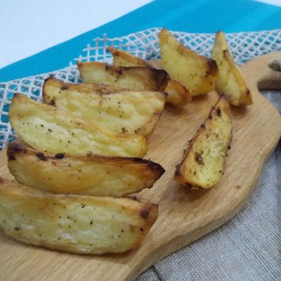 Картошка дольками в духовке просто и вкусно