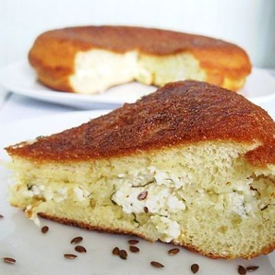 Пирог с сыром и творогом в мультиварке