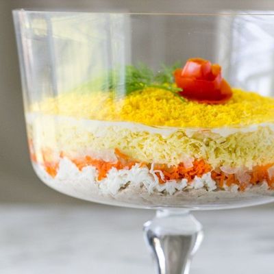 Потрясающий салат Мимоза с тунцом - готовимся к 8 марта