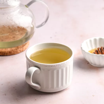 Ароматный чай с душицей и мёдом для уютных зимних вечеров