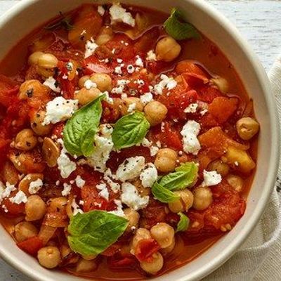 Тушёные помидоры с нутом по-мароккански