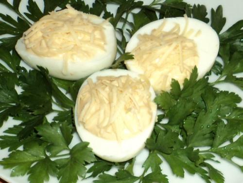 Яйца фаршированные «Лососевый вкус»