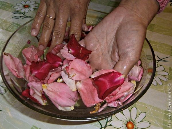 Трескается кожа на пальцах рук