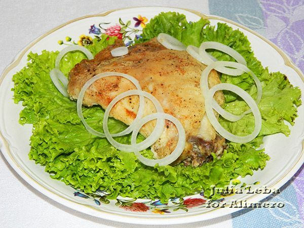 Салат с сухариками и помидорами огурцами и сыром рецепт