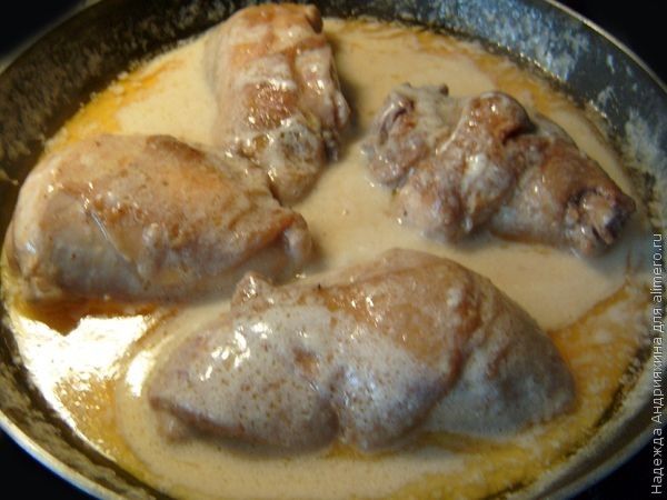 Жареная курица в сметане рецепт с пошагово Жареная курица в сметане рецепт с пошагово