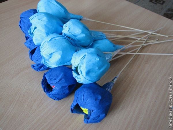 Тюльпан из салфеток своими руками 28