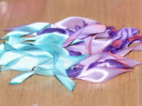 Как сделать бант из узкой атласной ленты Как сделать бант из узкой атласной ленты