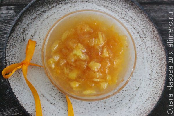 Не варенье, а персик: вкуснейшая заготовка из яблок, слив и апельсина