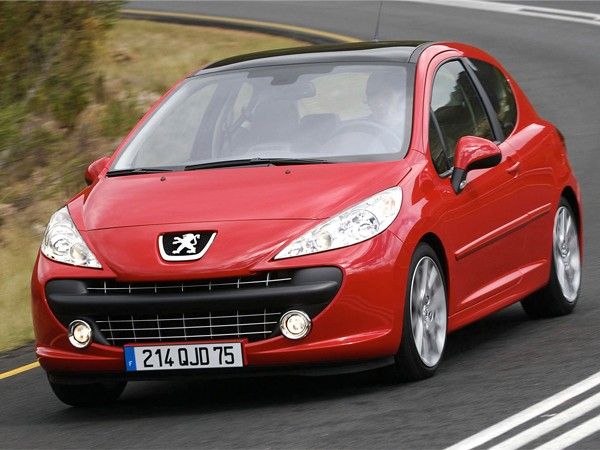 Peugeot 207. После запланированного рестайлинга в его внешности появилось много интересных деталей, которые так нравятся представительницам прекрасной половины человечества. Peugeot 207. После запланированного рестайлинга в его внешности появилось много интересных деталей, которые так нравятся представительницам прекрасной половины человечества.