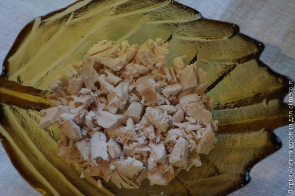 Салат с сухариками слоёный Салат с сухариками слоёный